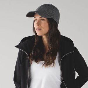 Lululemon baller hat